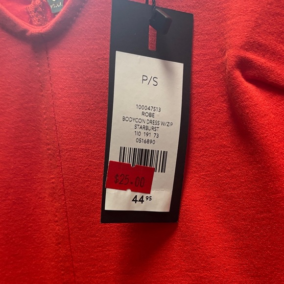 Dynamite Vivid Red Midi Dress - Picture 3 of 3